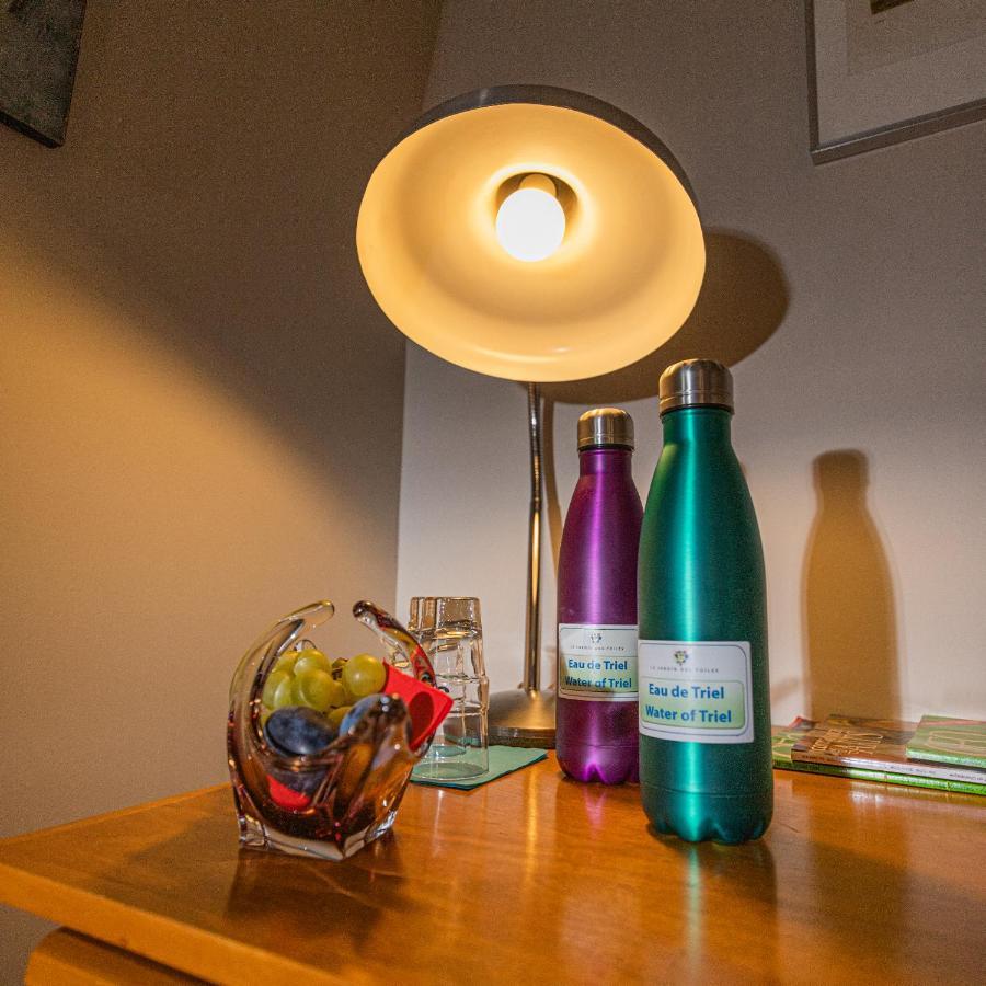เลอ ฌาร์แด็ง เด ตวล Hotel Triel-sur-Seine ภายนอก รูปภาพ