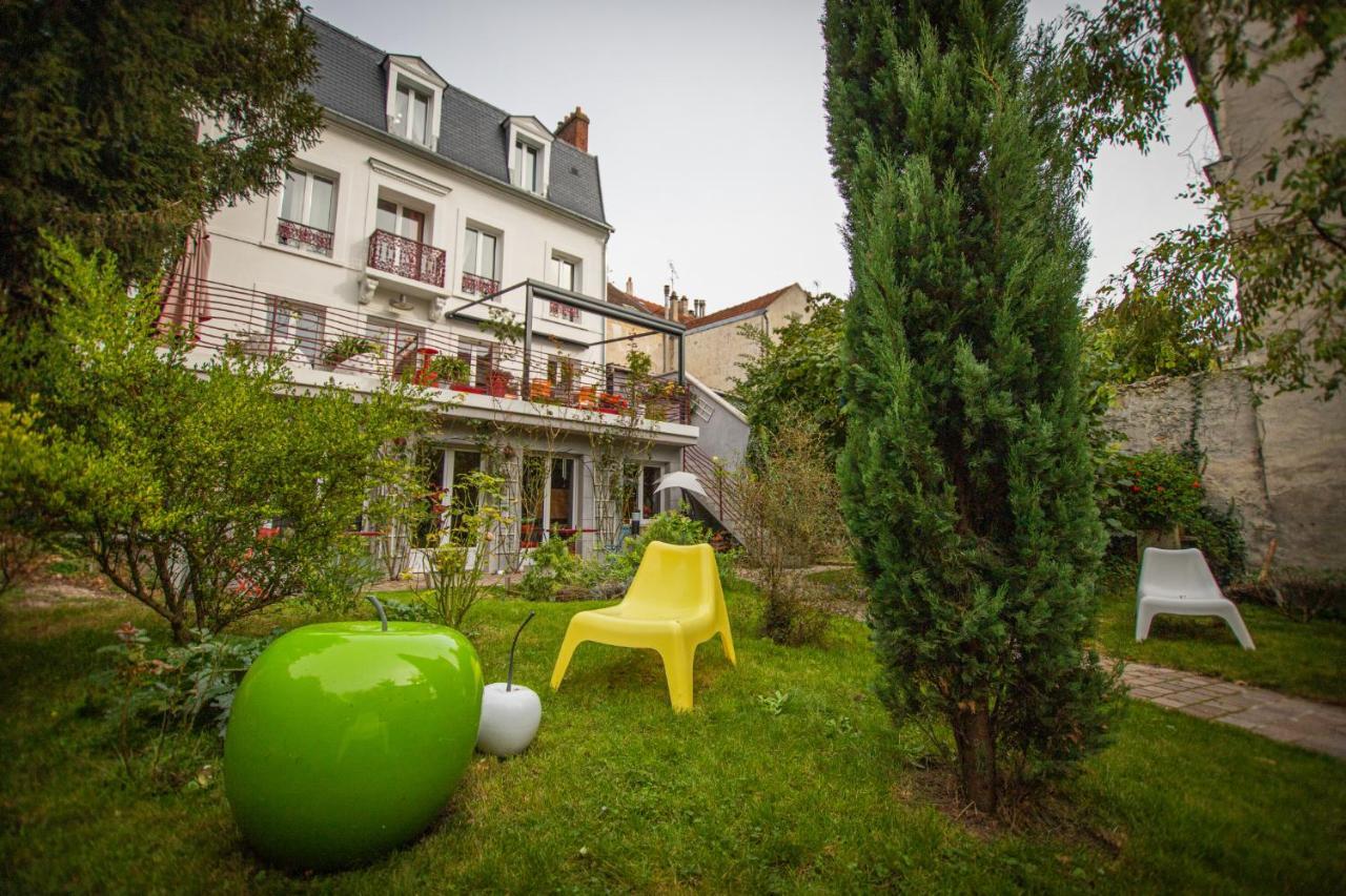 เลอ ฌาร์แด็ง เด ตวล Hotel Triel-sur-Seine ภายนอก รูปภาพ