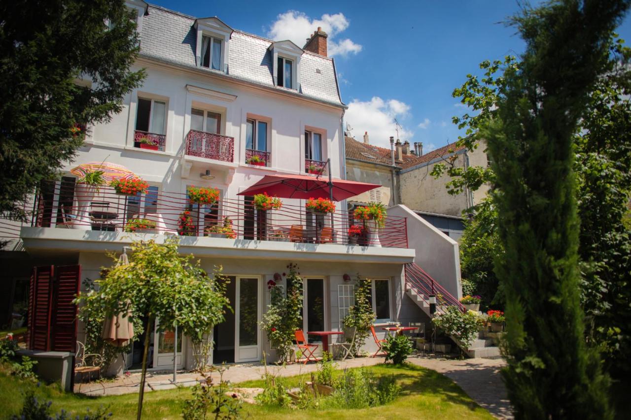 เลอ ฌาร์แด็ง เด ตวล Hotel Triel-sur-Seine ภายนอก รูปภาพ